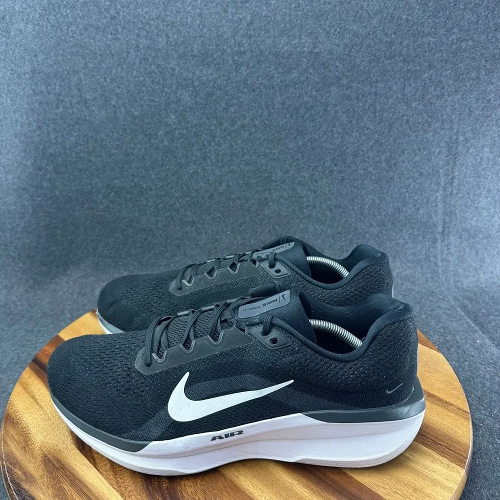 Nike Air Winflo 11 Mens Black White Running Shoes FQ8937-001 Size 13